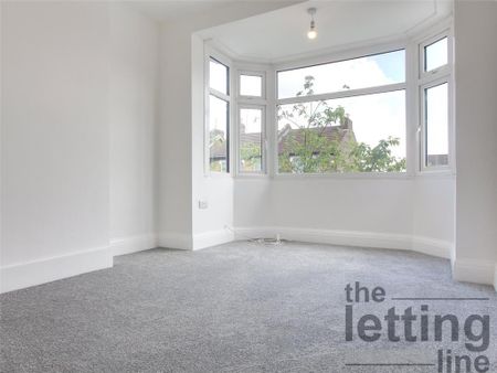 3 bedroom terraced house to rent - Photo 4
