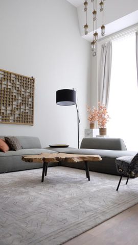 Stijlvol en ruim 3-kamerappartement van ca. 129 m² met terras in luxe complex – volledig gemeubileerd - Photo 2