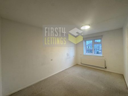 4 bedroom detached house to rent - Photo 4