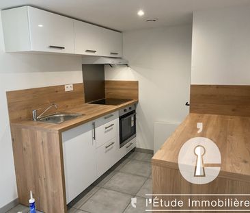 L'HUISSERIE, centre, maison rénovée - libre le 24 mars 2025 - Photo 1