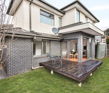 2 Ayton Street, Ivanhoe - Photo 1