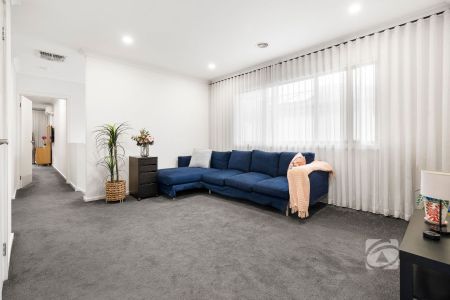 THE PERFECT FAMILY HOME - Photo 3