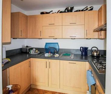 Parklands Manor, Tuke Grove, Wakefield, WF1 - Photo 3