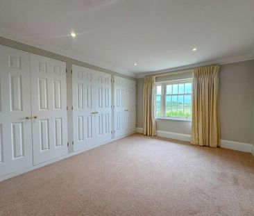 4 bedroom detached house to rent - Photo 5