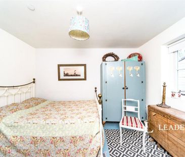 2 bedroom detached house to rent - Photo 6