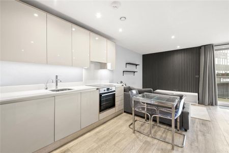 Studio to rent - Photo 3