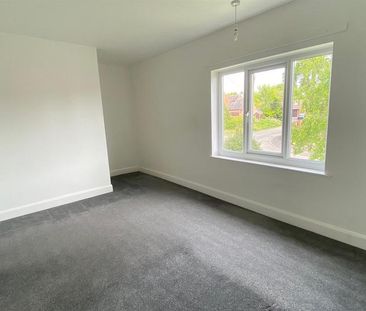 2 bedroom semi-detached house to rent - Photo 2