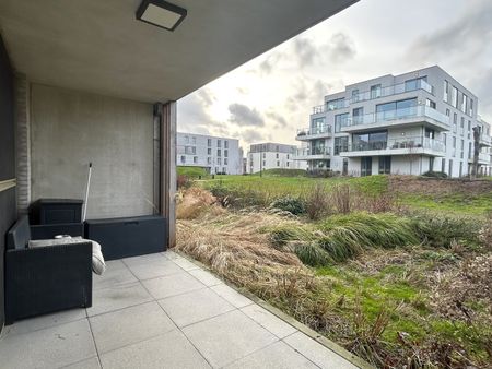 Prachtig gelijkvloers appartement met terras en autostaanplaats - Foto 4