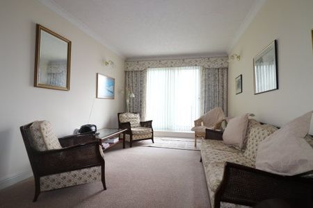 Brighton Road, Lancing, BN15 1 bedroom unspecified to rent - Photo 4