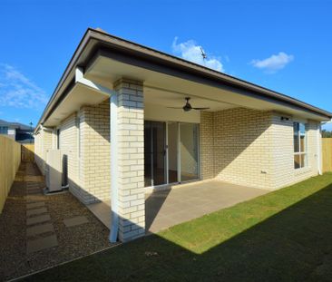 Move into Brand New Home and Enjoy the Rest ! Rent$700pw Upto 10/07... - Photo 4