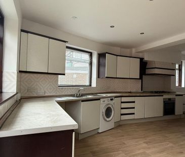 3 bedroom semi-detached house to rent - Photo 6