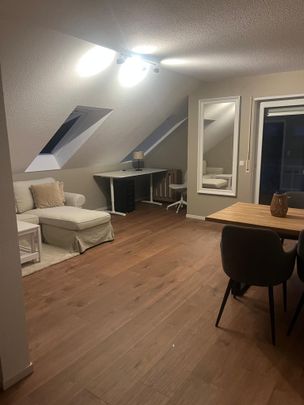 City-Residence: Modern möblierte 2-Zimmer-Wohnung in Kalbach-Riedberg - Photo 1