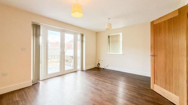 2 bedroom detached house to rent - Photo 1