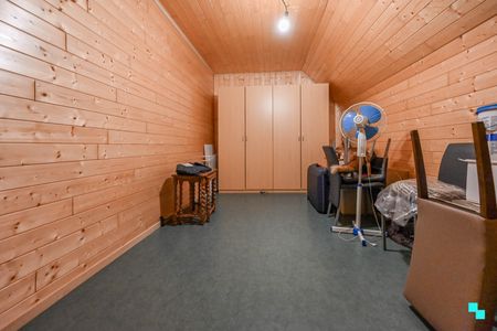 Ruime alleenstaande woning met vijf slaapkamers en grote tuin - Foto 4