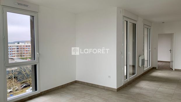 Apartment - Photo 1