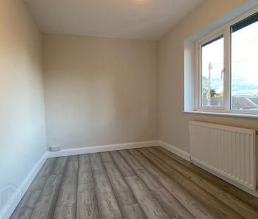 26 Jacksons Road, Holywood, BT18 9EZ - Photo 3