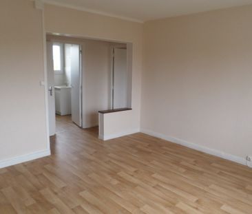 A LOUER - APPARTEMENT T3 - BRIENON - Photo 2