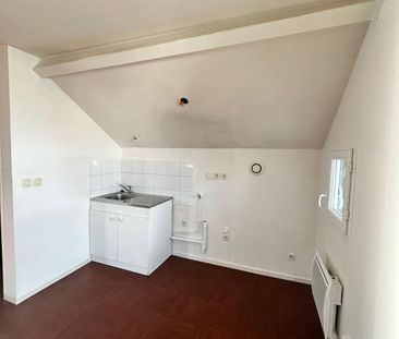 Location Appartement 2 pièces 29m² CHATUZANGE LE GOUBET 26300 - Photo 2