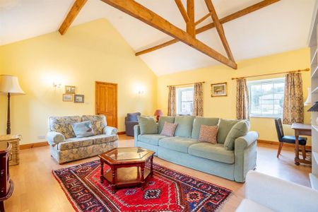 1 bedroom cottage to rent - Photo 2