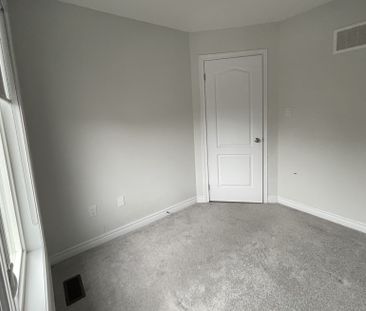 For Lease - 542 Whites Hill Avenue Unit# Coach House, Markham, Ontario - Photo 5