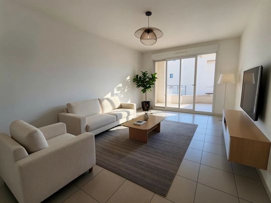 Location Appartement 3 pièces 61m² CANNES 06150 - Photo 1