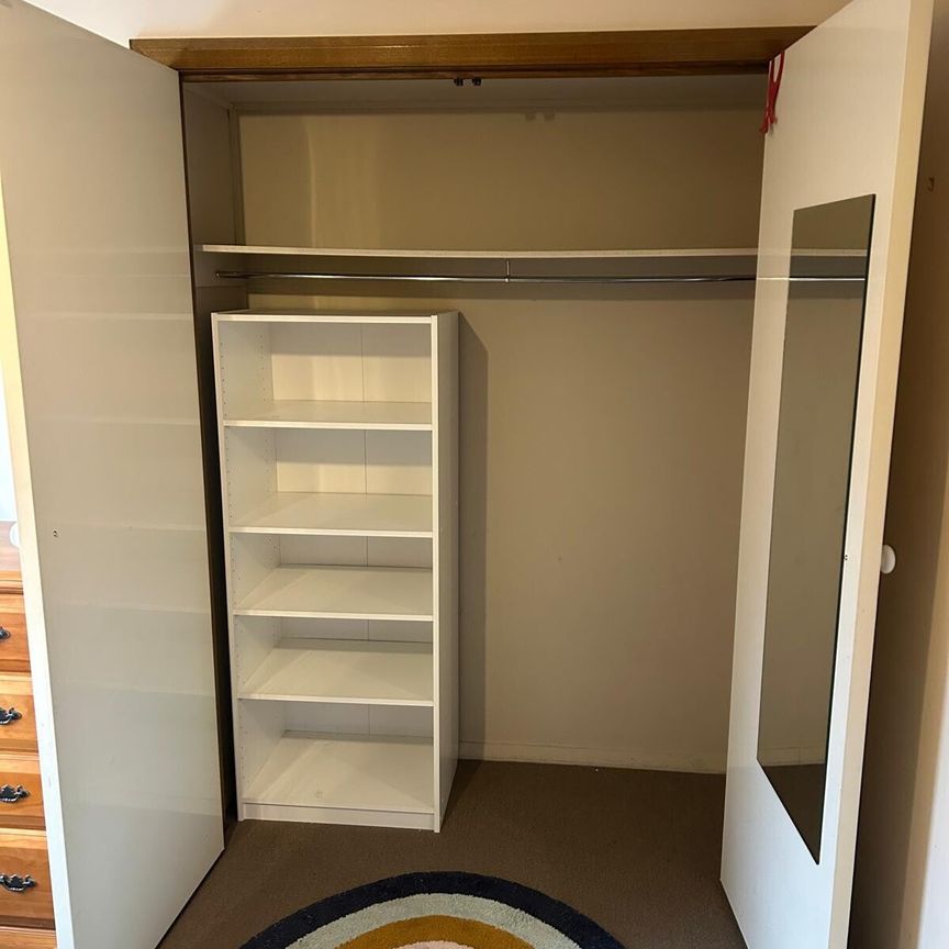 Doncaster East - Photo 1