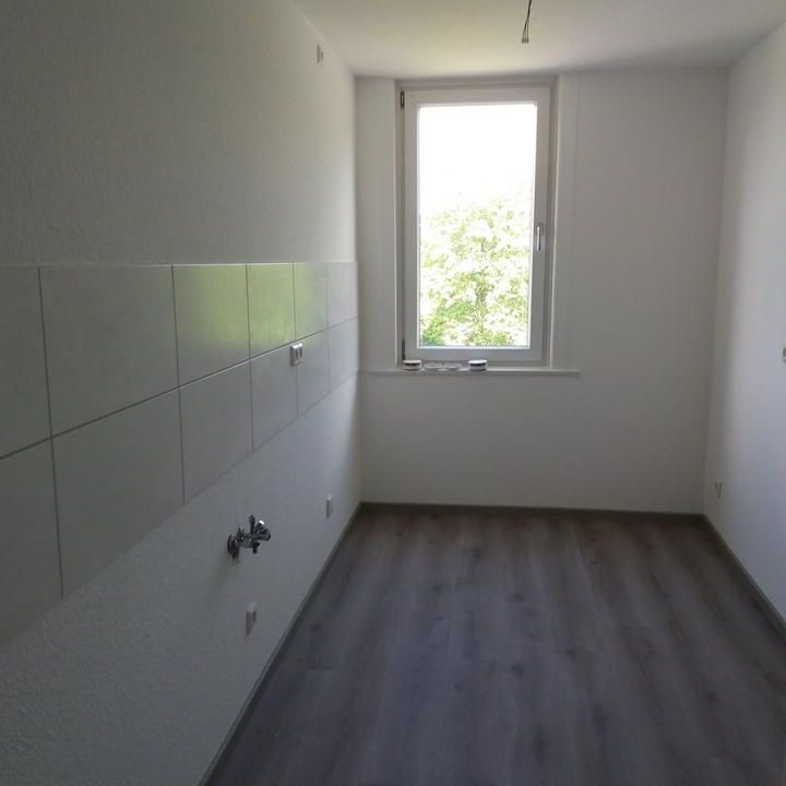 - Sanierte 3-Zimmer-Dachgeschoss Wohnung in Vienenburg - - Foto 1