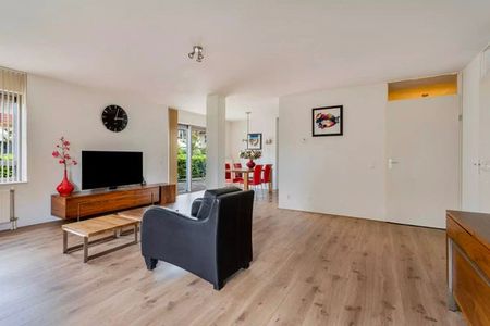 Te huur: Appartement Van Alphenplein in Leiderdorp - Photo 3