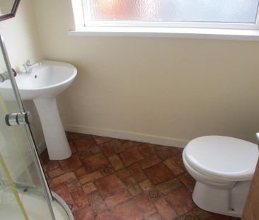 Great 2 Bedroom House, 50 Jerusalem Street, Queens Quarter, Belfast... - Photo 1