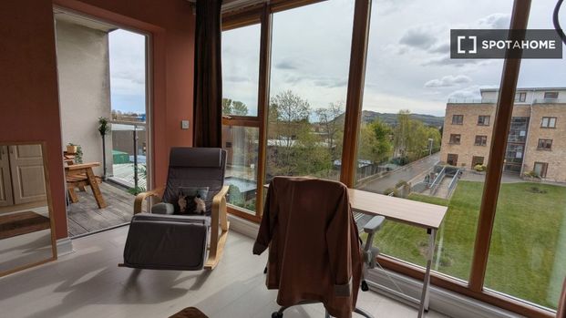 2-bedroom apartment for rent in Bray, Dublin - Photo 1