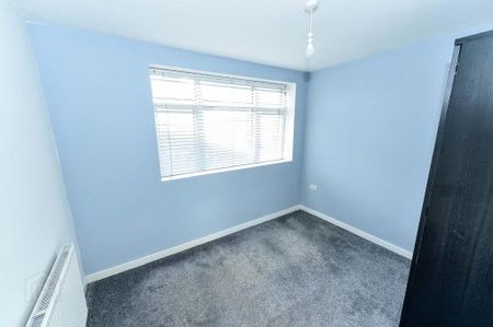 Flat 2 Knockhill Court, 359 Upper Newtownards Road, Belfast, BT4 3LF - Photo 3