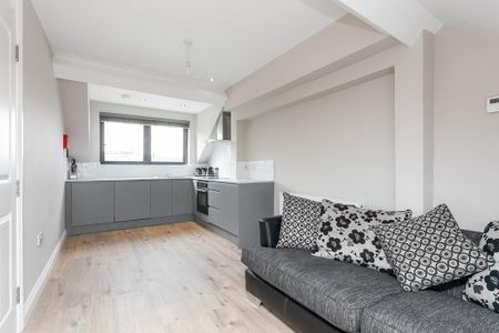 Flat C, 2 Surrey Street, BT9, Belfast - Photo 4