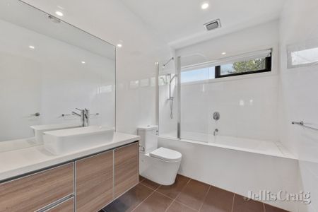 40B Eglinton Street, Kew - Photo 2