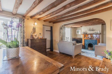 1 bedroom in a house share to rent - Photo 4