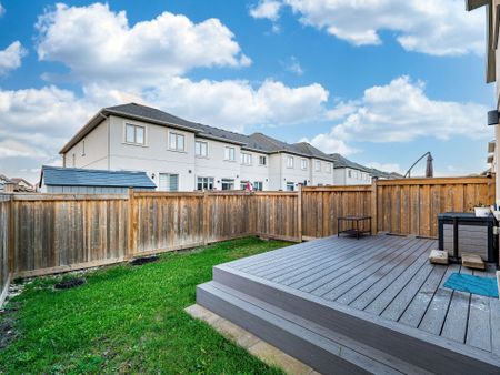 For Lease - 3 Doris Pawley Crescent, Caledon, Ontario - Photo 5