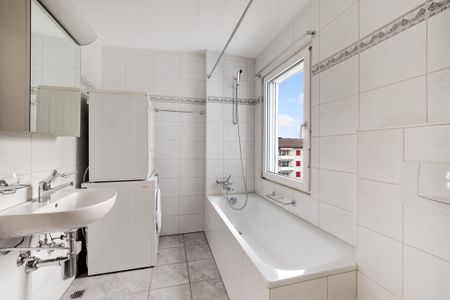 MIETEN OHNE KAUTION - Dachwohnung mit herrlicher Aussicht ins Grüne - Photo 3