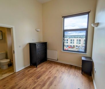 St Margarets Court, Marina, Swansea, SA1 1RZ - Photo 4