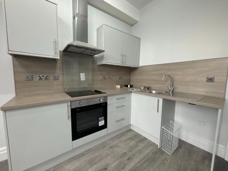 1 bedroom flat to rent - Photo 4