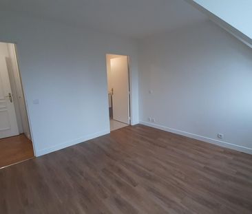location Appartement T5 DE 106.8m² À VERSAILLES - Photo 5