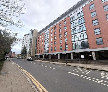 2 bedroom house to rent - Photo 1