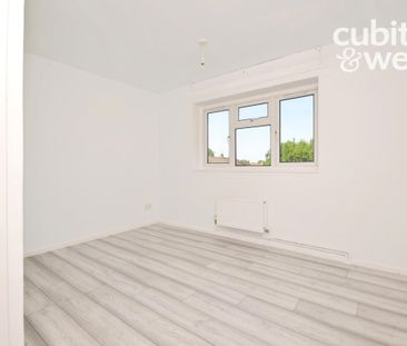 2 bedroom end of terrace house to rent - Photo 1