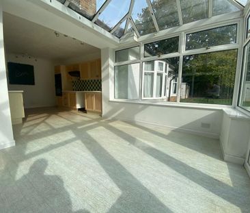 2 bedroom bungalow to rent - Photo 3
