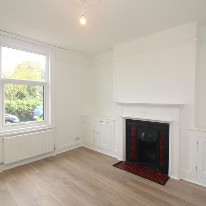 3 bedroom terraced house to rent - Photo 1