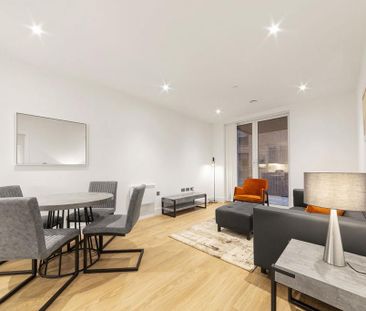 2 bedroom flat to rent - Photo 2