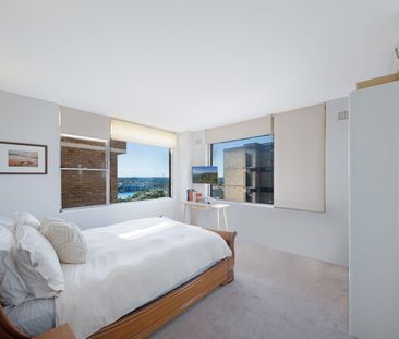 Spacious & Light-Filled North-Facing Apartment Showcasing Incredibl... - Photo 3