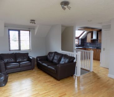 Golwg Y Mynydd, Swansea, SA9 - Photo 1