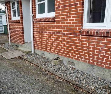 First week rent free! Pets negotiable! - Photo 6