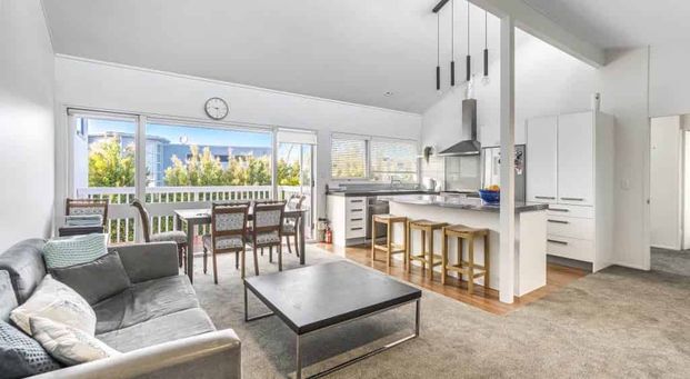 SUPERB LOCATION - Photo 1