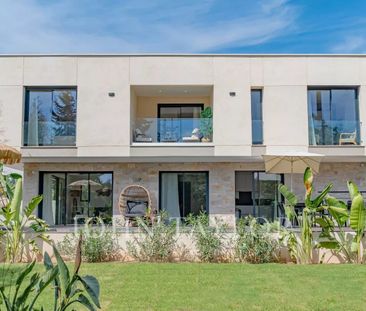 Villa à louer Mougins, Cote d'Azur, France13 500 EUR / Mois - Photo 1