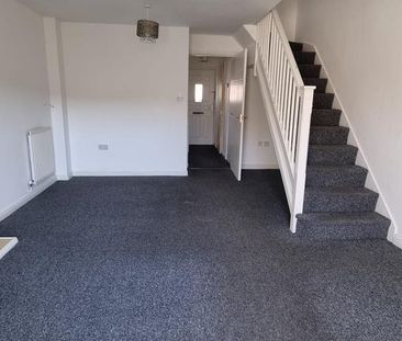 2 bedroom semi-detached house to rent - Photo 2